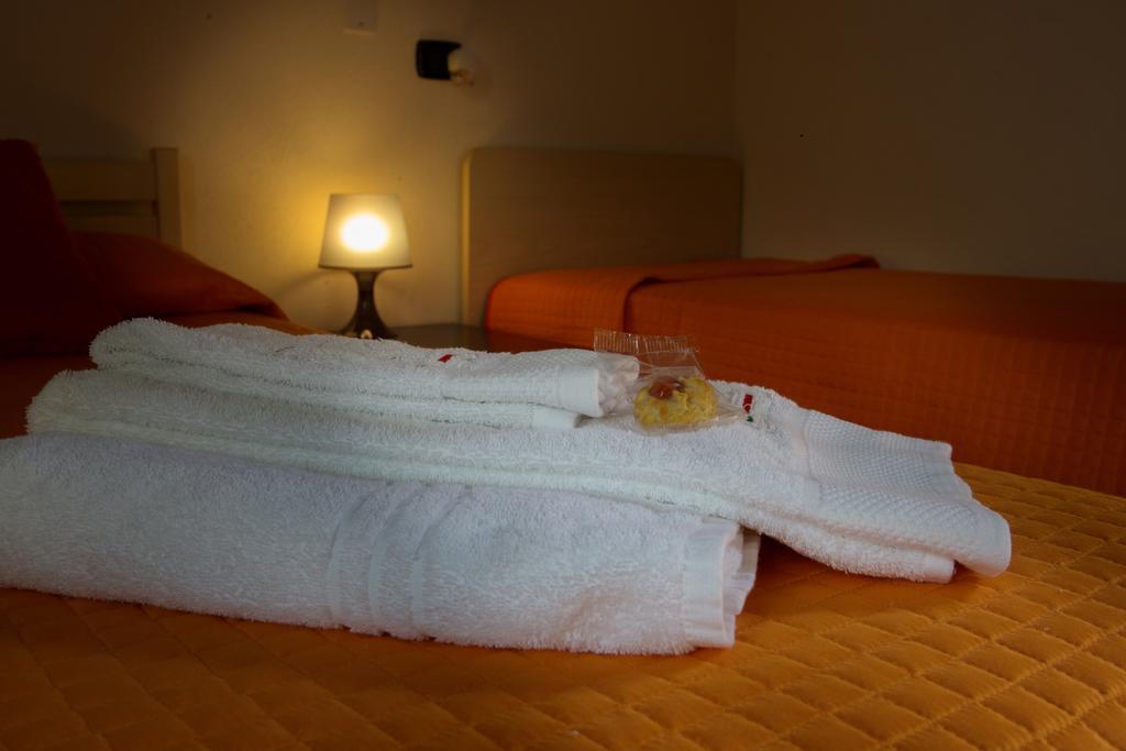 Ai Parchi Dei Parrini Bed & Breakfast Partinico Eksteriør bilde